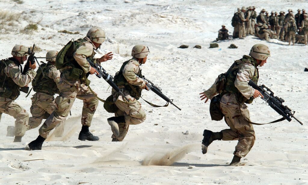 soldiers-1002_1920